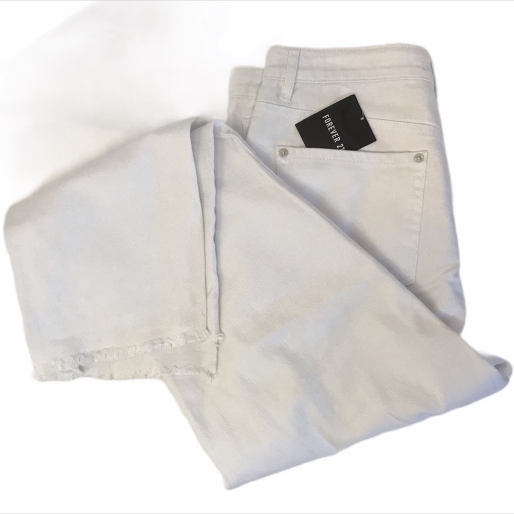 Forever 21 white distressed jeans pants NWT